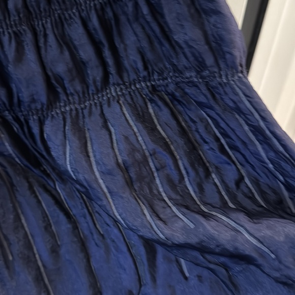 Dress - Picture 6 of 6